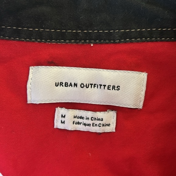 Urban Outfitters Short Sleeve Button Down Shirt Medium - Picture 4 of 7